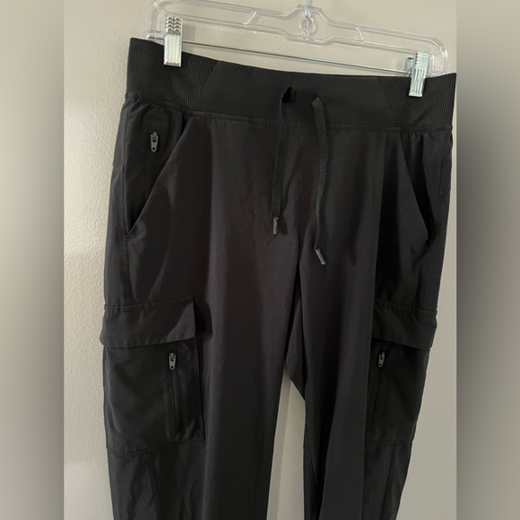 All in motion woman’s pants. Size S - Picture 5 of 12